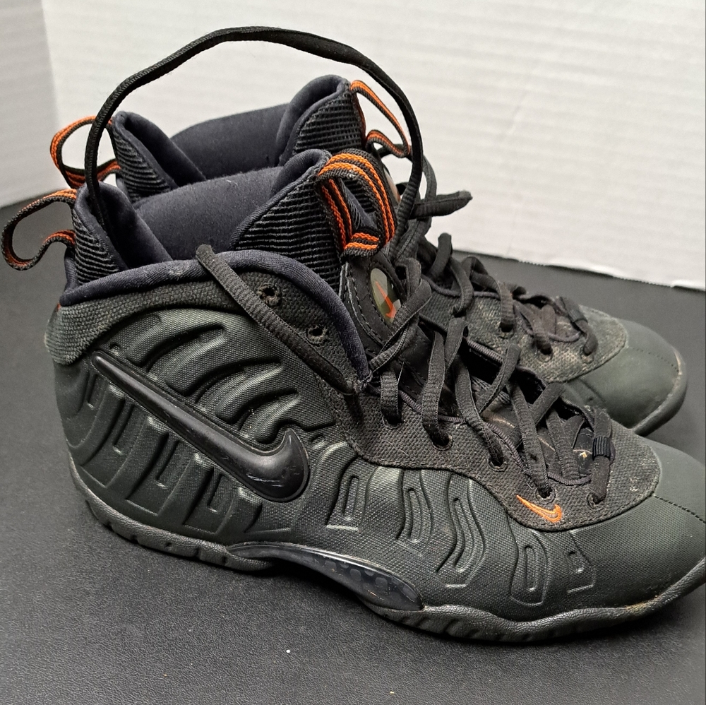 Nike Air Foamposite Pro Sequoia 2018 Size 7Y 644792 300
